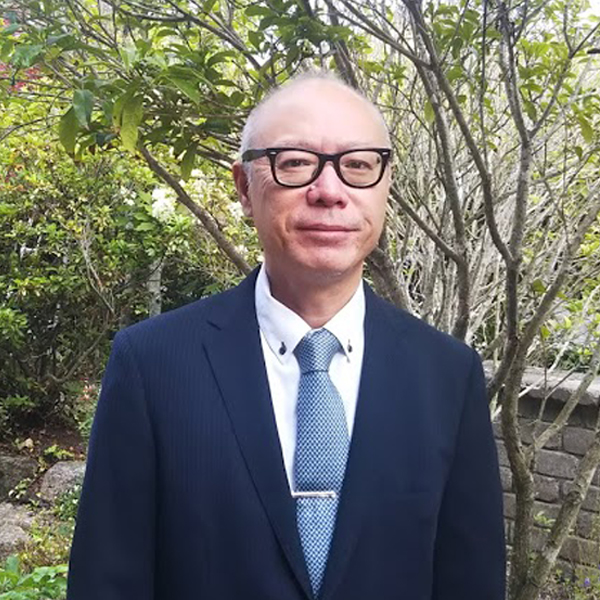 株式会社アルモウルド 代表取締役社長 古谷 富近